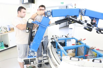 Zakázková výroba strojů a přípravků